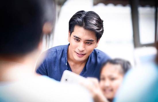 ปั้นจั่น ยันไม่ใช่มือที่สาม คริส หอวัง ปั้นจั่น ยันไม่ใช่มือที่สาม คริส หอวัง