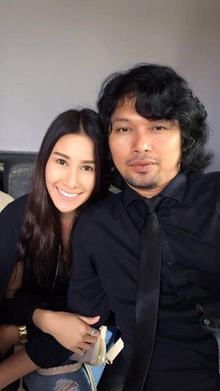 แซนวิช โพสต์ภาพ น้องลีออง ลูก เสก โลโซ แซนวิช โพสต์ภาพ น้องลีออง ลูก เสก โลโซ