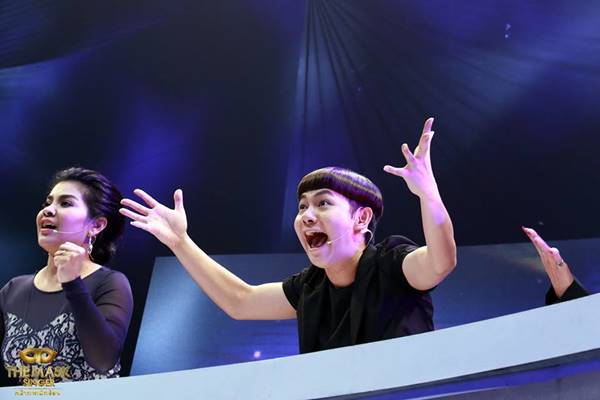 ไวเว่อร์ ! The Mask Singer คอนเสิร์ต บัตรขายหมดแล้ว-FC วอนเพิ่มรอบเถอะ !! ไวเว่อร์ ! The Mask Singer คอนเสิร์ต บัตรขายหมดแล้ว-FC วอนเพิ่มรอบเถอะ !!