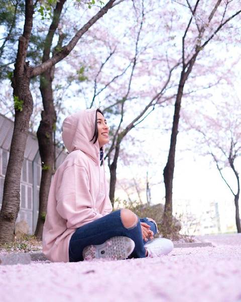 พุฒ จุ๋ย จูงมือสวีทเกาหลี งานเสื้อคู่ก็มา ควงแขนก็มี คนโสดตายเรียบ พุฒ จุ๋ย จูงมือสวีทเกาหลี งานเสื้อคู่ก็มา ควงแขนก็มี คนโสดตายเรียบ