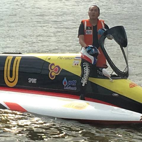 ภรรยา เปิ้ล นาคร ลั่นอย่าคิดว่าจะได้แข่งอีก หลังเรือเร็วพลิกคว่ำ แต่งานนี้มีขัดขืน ภรรยา เปิ้ล นาคร ลั่นอย่าคิดว่าจะได้แข่งอีก หลังเรือเร็วพลิกคว่ำ แต่งานนี้มีขัดขืน