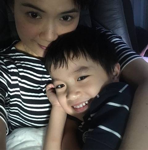 นิหน่า ย้อนเล่าเรื่องที่ทำน้ำตาไหล เมื่อลูกถาม ทำไมในหลวง ร.9 ต้องไปสวรรค์ นิหน่า ย้อนเล่าเรื่องที่ทำน้ำตาไหล เมื่อลูกถาม ทำไมในหลวง ร.9 ต้องไปสวรรค์