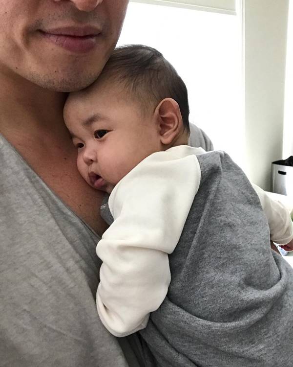 ชาย ชาตโยดม ชาย ชาตโยดม