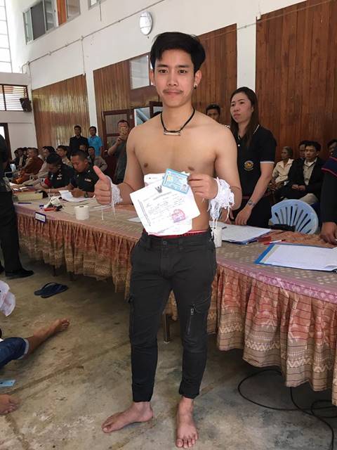 เบิ้ล ปทุมราช ไขทุกข้อข้องใจ เป็นใคร-ไลฟ์สดรายงานตัว พลทหารมาแล้วครับ !! เบิ้ล ปทุมราช ไขทุกข้อข้องใจ เป็นใคร-ไลฟ์สดรายงานตัว พลทหารมาแล้วครับ !!