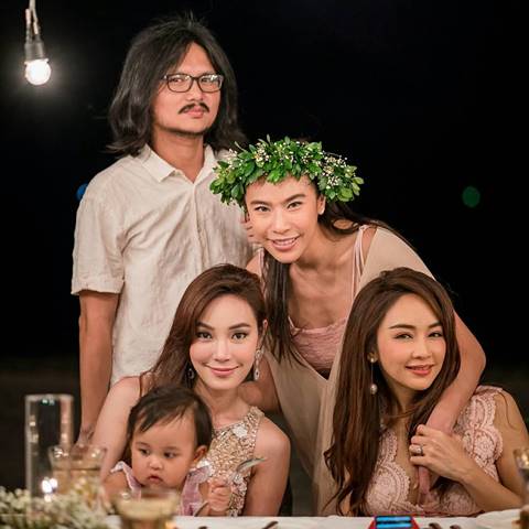 ครี พัสวีพิชญ์ สละโสดแล้วจ้า เตรียมควงแฟนหนุ่มนักธุรกิจวิวาห์ปลายปีนี้ ครี พัสวีพิชญ์ สละโสดแล้วจ้า เตรียมควงแฟนหนุ่มนักธุรกิจวิวาห์ปลายปีนี้