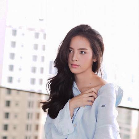 ณิชา รับห่าง ไอติม พริษฐ์ ณิชา รับห่าง ไอติม พริษฐ์