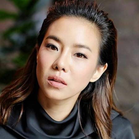 ปั้นจั่น ยันไม่ใช่มือที่สาม คริส หอวัง ปั้นจั่น ยันไม่ใช่มือที่สาม คริส หอวัง