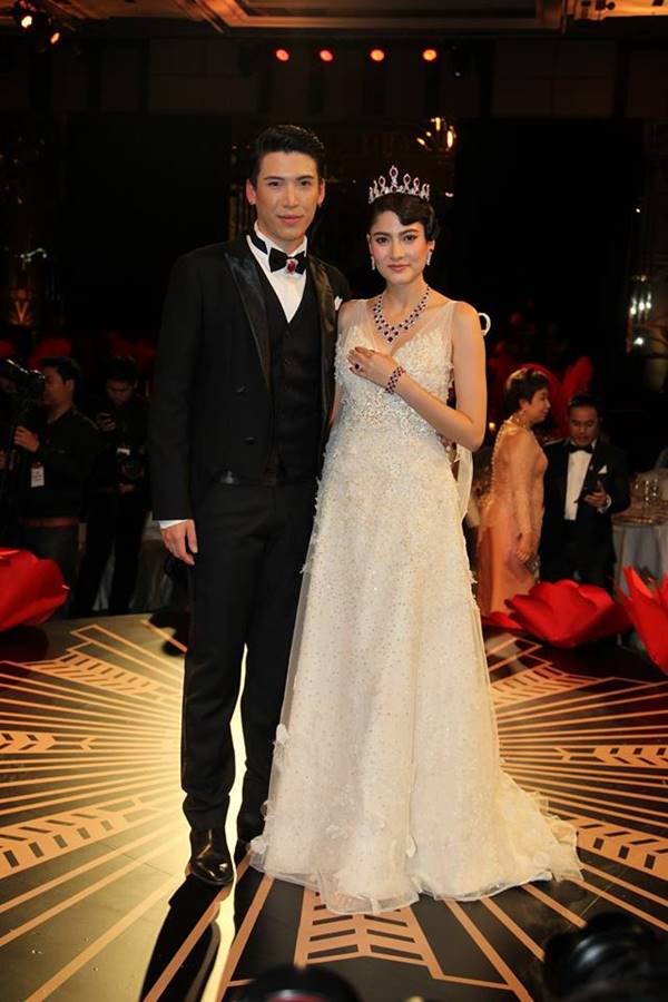 ป๊อก คุกเข่าขอ มาร์กี้ แต่งงาน ป๊อก คุกเข่าขอ มาร์กี้ แต่งงาน