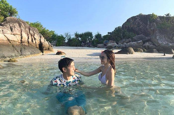 แอมป์ พีรวัศ แอมป์ พีรวัศ