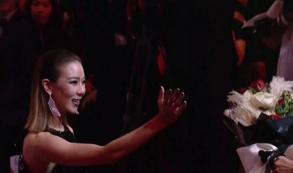 ทูลกระหม่อมหญิงอุบลรัตนฯ ทรงเป็นองค์ประธาน The Face 3 รอบไฟนอล ทูลกระหม่อมหญิงอุบลรัตนฯ ทรงเป็นองค์ประธาน The Face 3 รอบไฟนอล