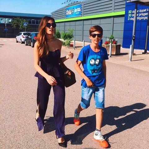 น้องชาย ติช่า น้องชาย ติช่า