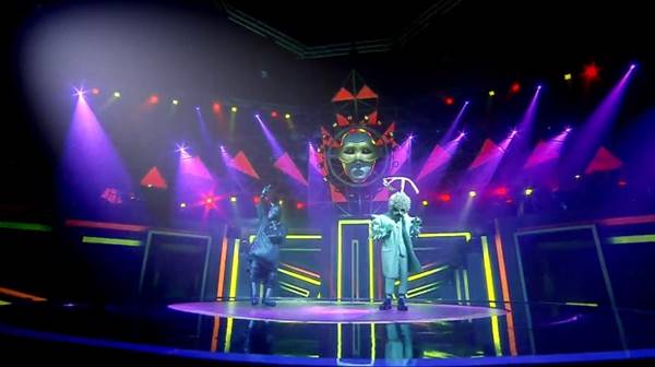 The Mask Singer เผยตัวอย่างใหม่ หน้ากากทุเรียน VS จิงโจ้ งานนี้มีฮา !! The Mask Singer เผยตัวอย่างใหม่ หน้ากากทุเรียน VS จิงโจ้ งานนี้มีฮา !!