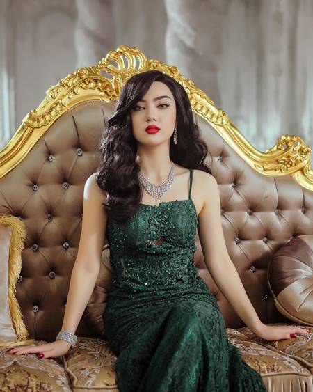 พลอยชมพู พลอยชมพู