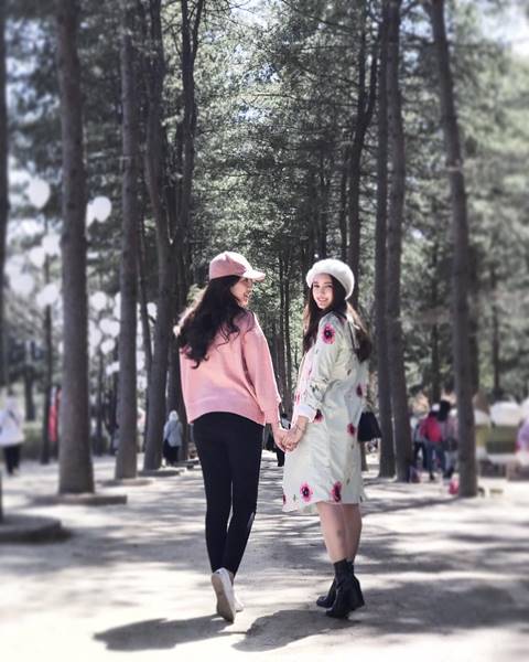 เบลล่า เปรี้ยว พรีม นำทีมทัวร์เกาหลีพร้อมคนสนิท กับภาพสวยปังยกกำลัง 10 เบลล่า เปรี้ยว พรีม นำทีมทัวร์เกาหลีพร้อมคนสนิท กับภาพสวยปังยกกำลัง 10