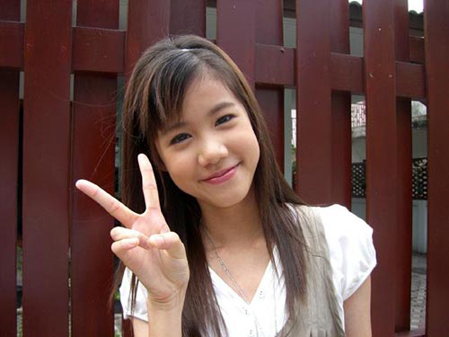 เอสเธอร์ สุปรีย์ลีลา ศัลยกรรม เอสเธอร์ สุปรีย์ลีลา ศัลยกรรม