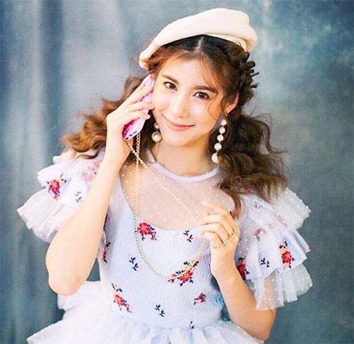 เอสเธอร์ สุปรีย์ลีลา ศัลยกรรม เอสเธอร์ สุปรีย์ลีลา ศัลยกรรม