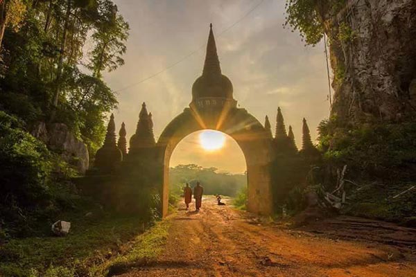 อุทยานธรรมเขานาในหลวง อุทยานธรรมเขานาในหลวง