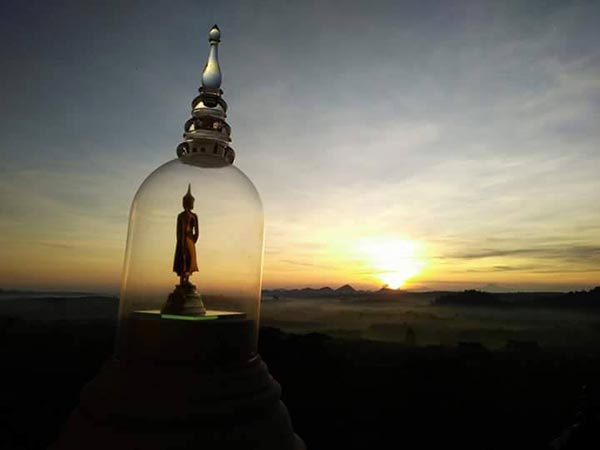 อุทยานธรรมเขานาในหลวง อุทยานธรรมเขานาในหลวง