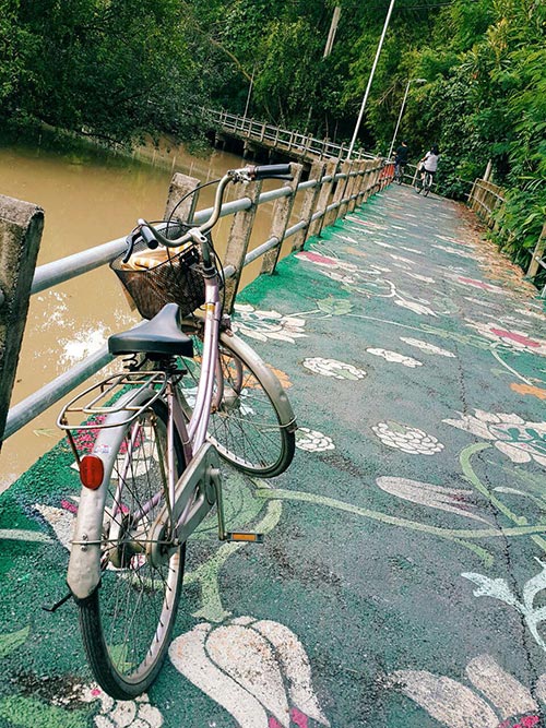 เที่ยวบางกระเจ้า เส้นทางจักรยานเลียบคลอง (ถนนมรกต)