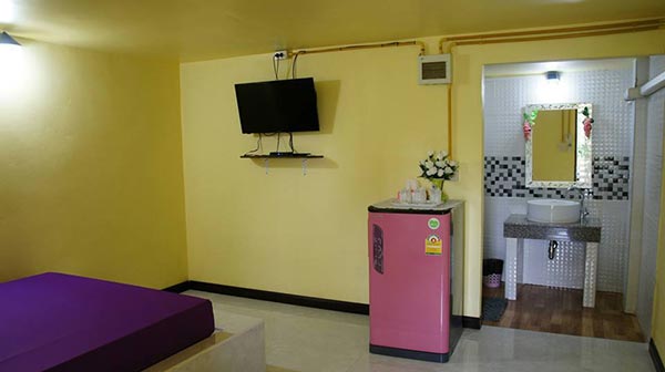 ที่พักเกาะสีชัง ที่พักเกาะสีชัง