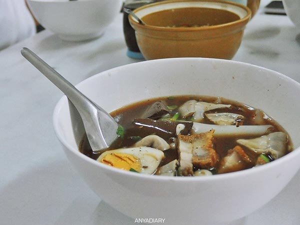 ร้านกวยจั๊บ ร้านกวยจั๊บ