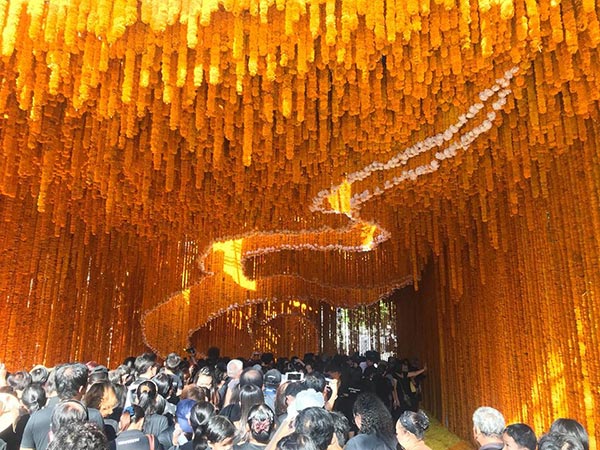 ซุ้มดอกไม้ ปากคลองตลาด ซุ้มดอกไม้ ปากคลองตลาด