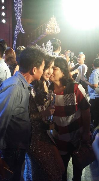 โยชิ รินรดา ธุระพันธ์ โยชิ รินรดา ธุระพันธ์