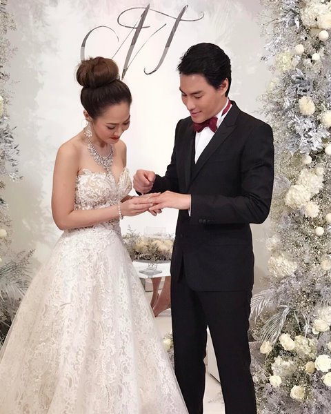 นาวิน ต้าร์ - ไฮโซน้ำหวาน นาวิน ต้าร์ - ไฮโซน้ำหวาน