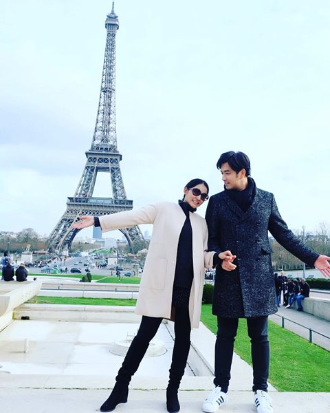 เจมส์ เรืองศักดิ์ เจมส์ เรืองศักดิ์