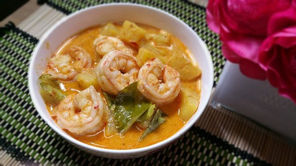 แกงคั่วสับปะรดกุ้ง แกงคั่วสับปะรดกุ้ง