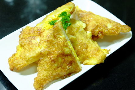 ขนมปังไส้ไข่กวน ขนมปังไส้ไข่กวน