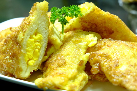 ขนมปังไส้ไข่กวน ขนมปังไส้ไข่กวน
