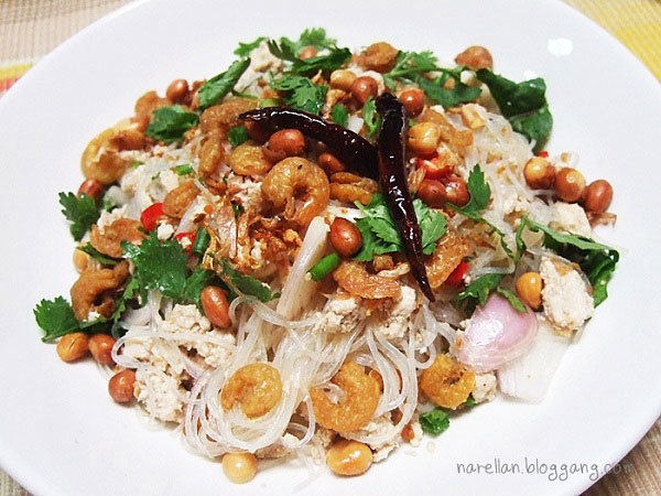 ยำวุ้นเส้นโบราณ ยำวุ้นเส้นโบราณ