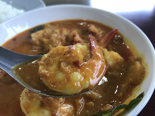 แกงคั่วกุ้งสับปะรด แกงคั่วกุ้งสับปะรด