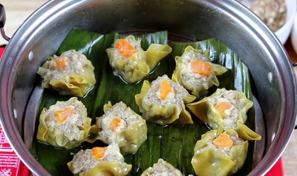 ขนมจีบหมูสับไข่เค็ม ขนมจีบหมูสับไข่เค็ม