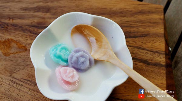 บัวลอยกุหลาบ 5 สี บัวลอยกุหลาบ 5 สี