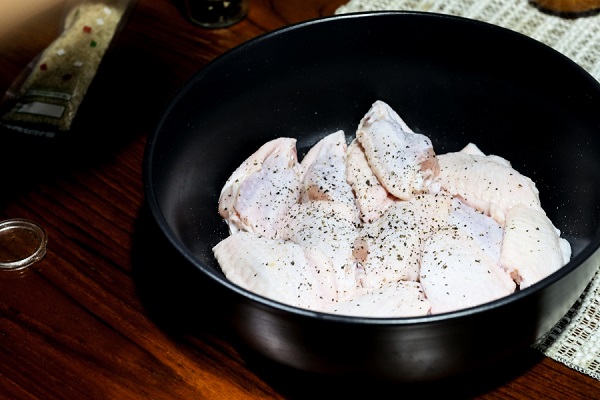 ปีกไก่ทอดซอสสุกี้ ปีกไก่ทอดซอสสุกี้