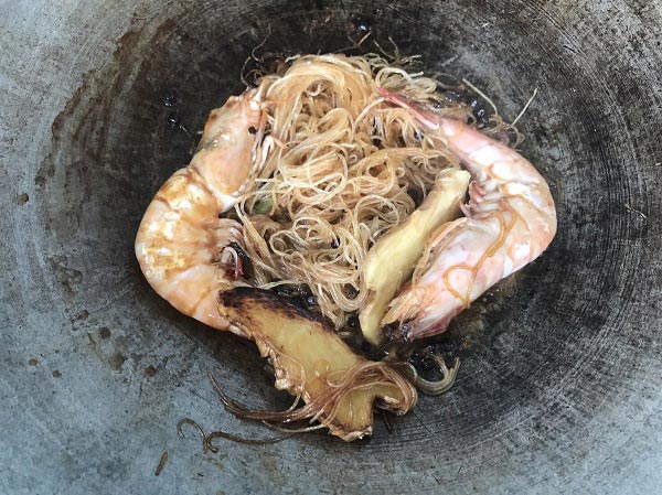 กุ้งอบวุ้นเส้น กุ้งอบวุ้นเส้น