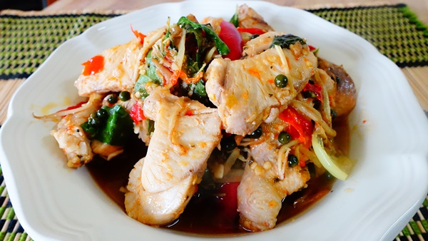 ผัดฉ่าปลาฉลาม ผัดฉ่าปลาฉลาม