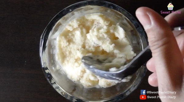 เฉาก๊วยนมสดเกล็ดหิมะคาราเมล เฉาก๊วยนมสดเกล็ดหิมะคาราเมล