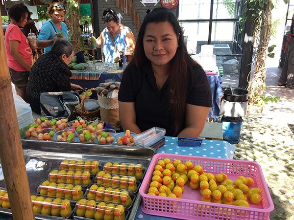 ตลาดน้ำทุ่งบัวแดง ตลาดน้ำทุ่งบัวแดง