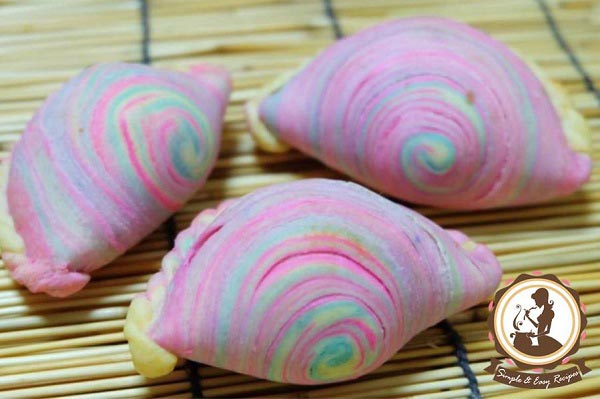 9 สูตรทำขนมสีรุ้ง 9 สูตรทำขนมสีรุ้ง