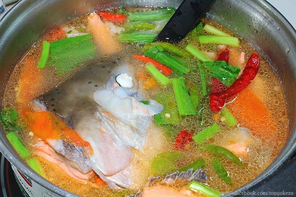 10 สูตรทำแซลมอนแซ่บ 10 สูตรทำแซลมอนแซ่บ