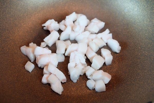 กุ้งกระเทียมพริกไทยราดข้าว กุ้งกระเทียมพริกไทยราดข้าว
