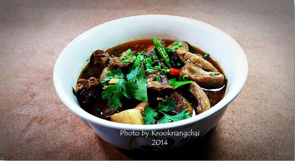 9 สูตรทำแกงหมู 9 สูตรทำแกงหมู