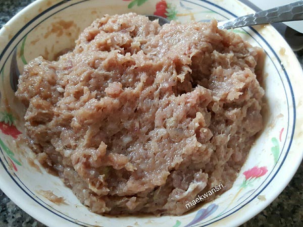 เกี๊ยวนึ่งไส้ไก่ผสมกุ้ง เกี๊ยวนึ่งไส้ไก่ผสมกุ้ง