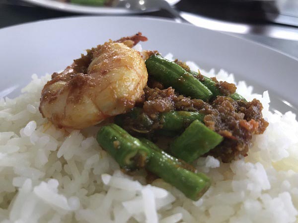 กุ้งผัดพริกขิง กุ้งผัดพริกขิง