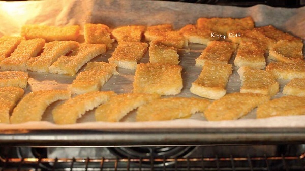 ขนมปังกรอบอบเนย ขนมปังกรอบอบเนย