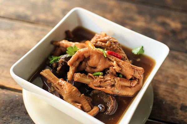 ตีนไก่ตุ๋นพะโล้ ตีนไก่ตุ๋นพะโล้