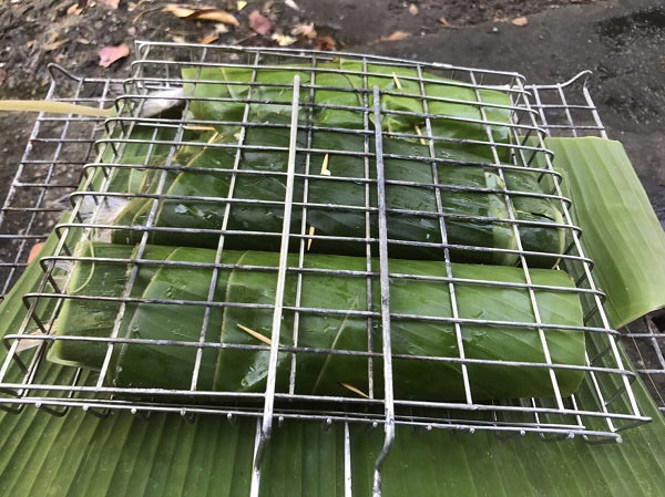 ปลาสำลีทอดราดน้ำยำมะม่วง ปลาสำลีทอดราดน้ำยำมะม่วง